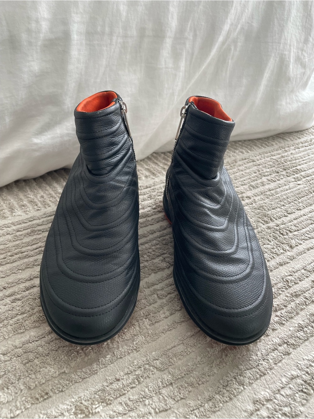 VALEXTRA Leather High-Top Sneakers - Picture 4 of 12